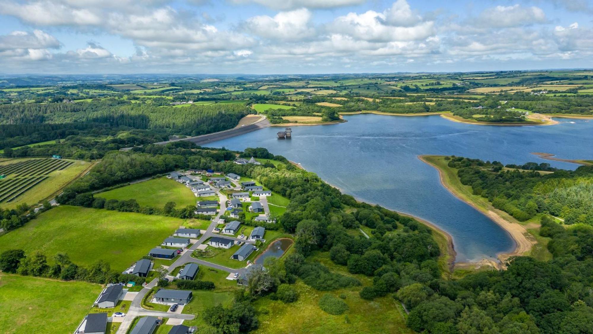 Lilac Lodge, 22 Roadford Lake Lodges Lifton Exteriör bild