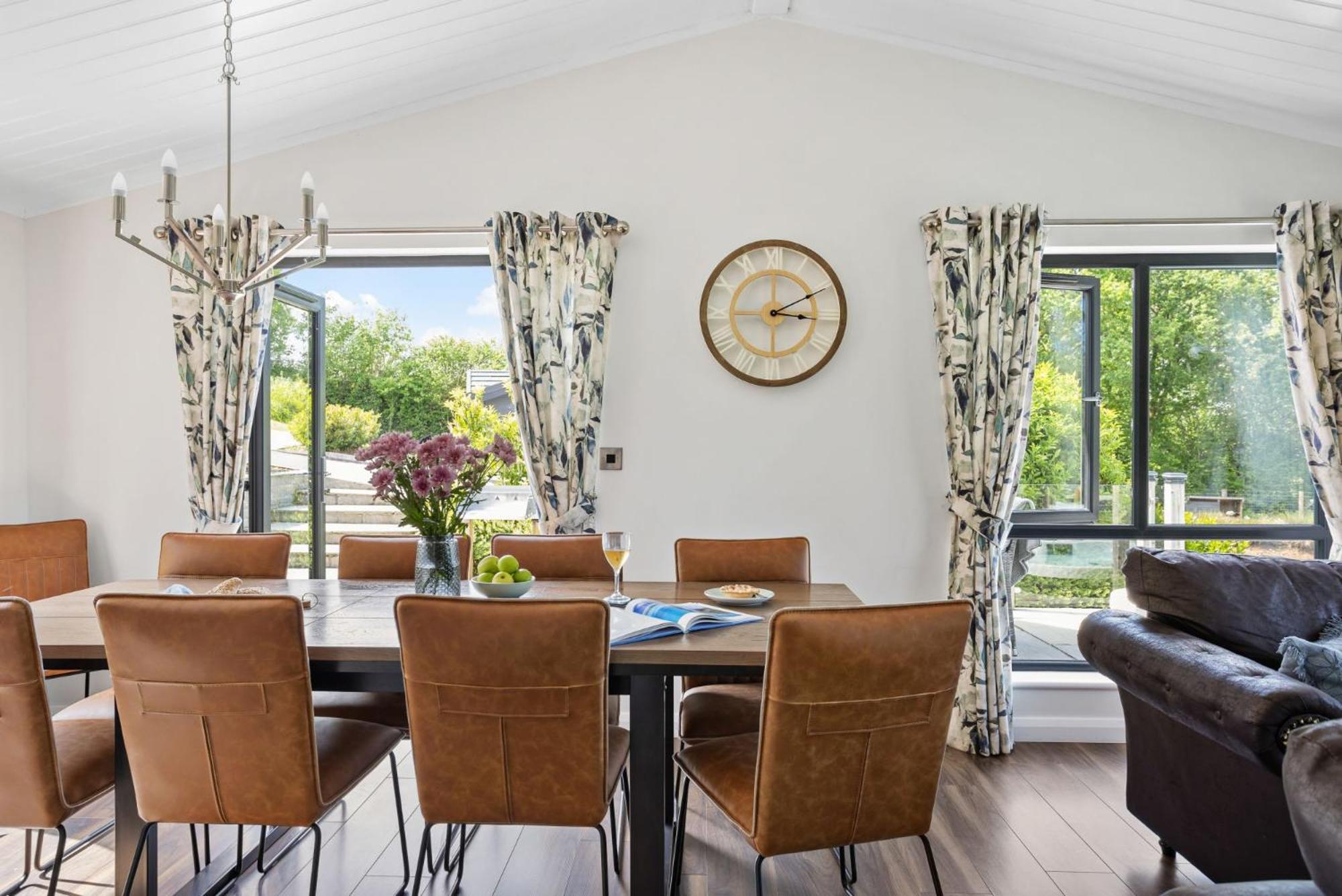 Lilac Lodge, 22 Roadford Lake Lodges Lifton Exteriör bild