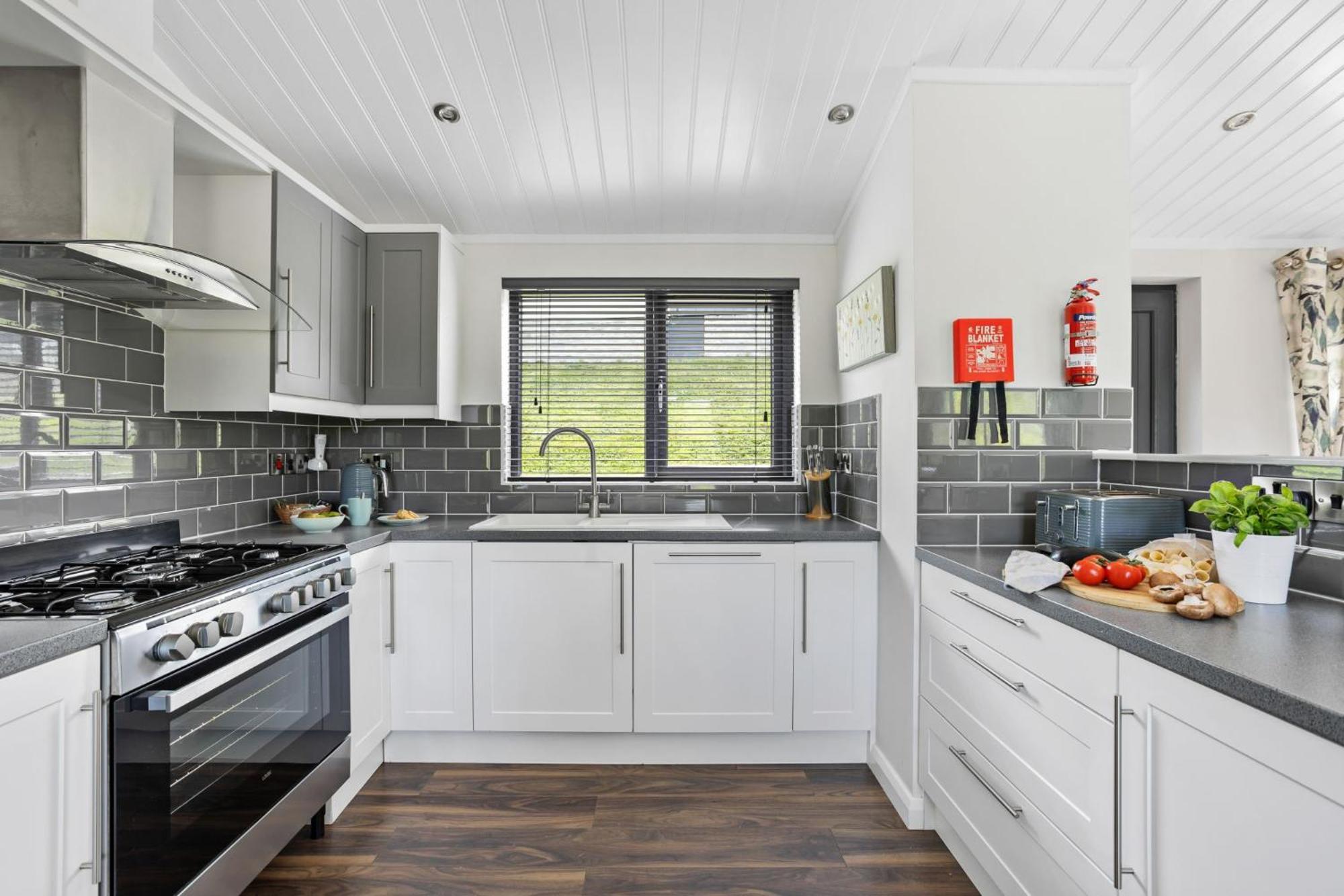 Lilac Lodge, 22 Roadford Lake Lodges Lifton Exteriör bild