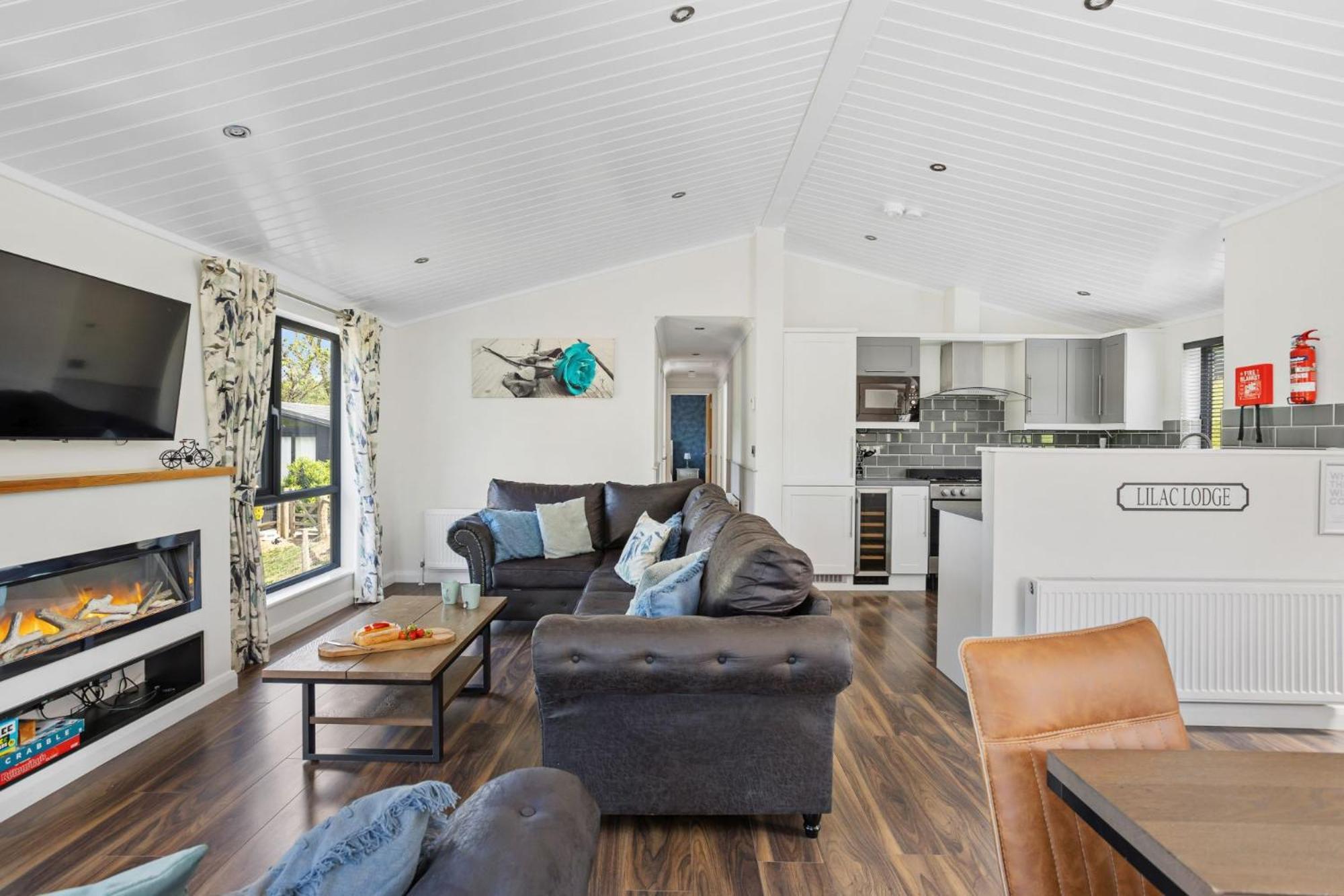 Lilac Lodge, 22 Roadford Lake Lodges Lifton Exteriör bild